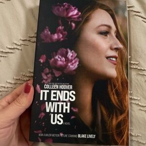 'It Ends With Us' Novel - Black and Pink Cover